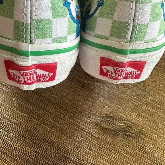 NWT Vans Sesame Street Kids Sneakers Shoes size 1.5 - Picture 6 of 8